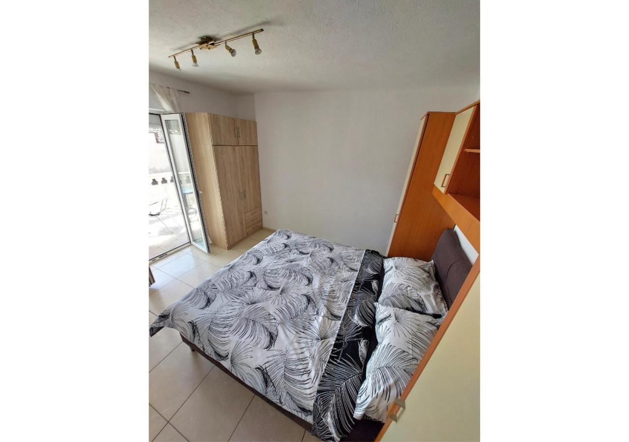 Apartman Dobric Fažana Exterior foto